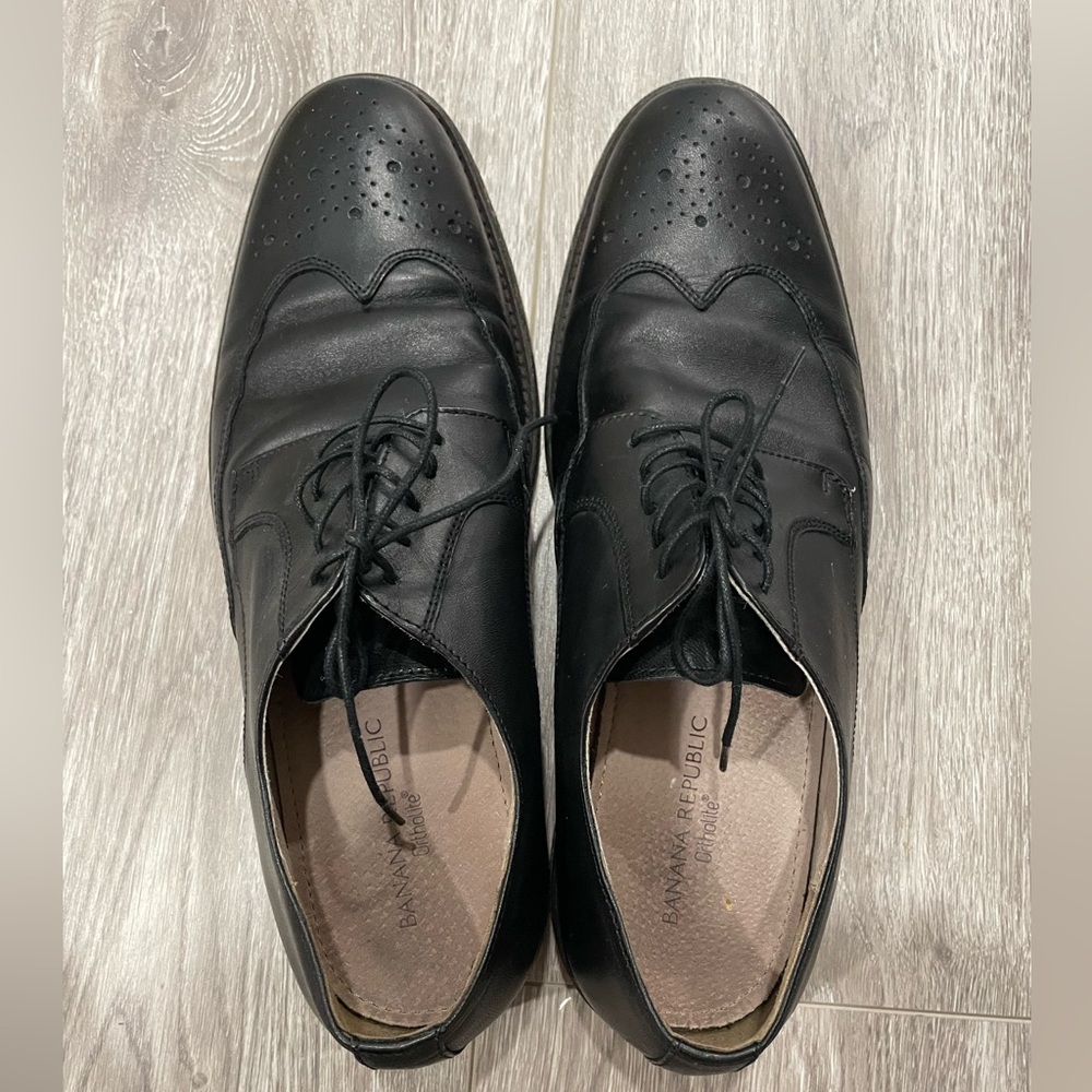 Banana republic leather shoes